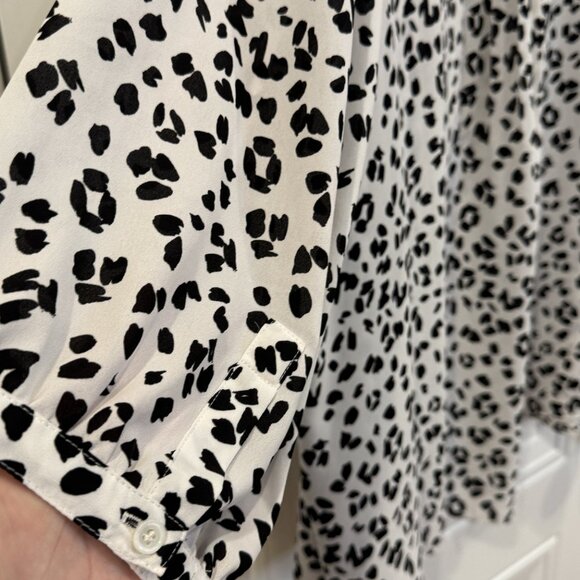 NYDJ Animal Print Sheer Top Black & White EUC - Picture 6 of 10